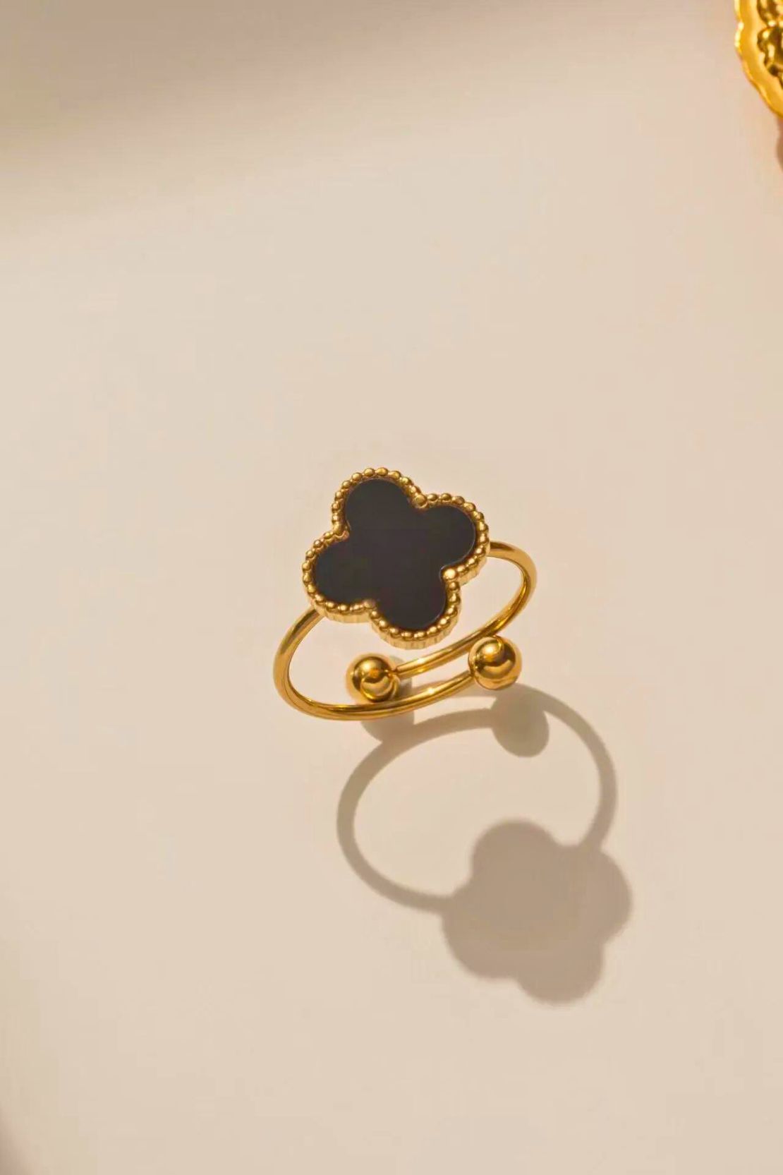 Clover-Ring